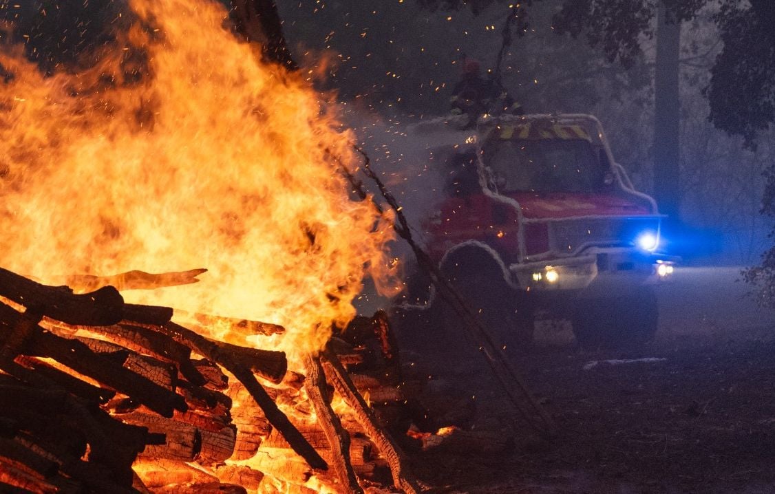40.000 hectáreas quemadas, 167.000 personas evacuadas y 18 medios aéreos movilizados… Hacemos balance del incendio en Gironda 40.000 hectáreas quemadas, 167.000 personas evacuadas y 18 medios aéreos movilizados… Hacemos balance del incendio en Gironda